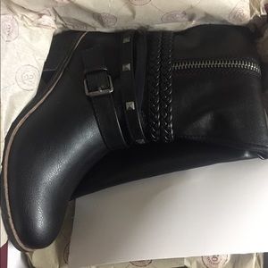 Women boots